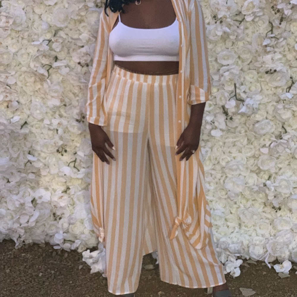 2 Piece Yellow Stripe Set